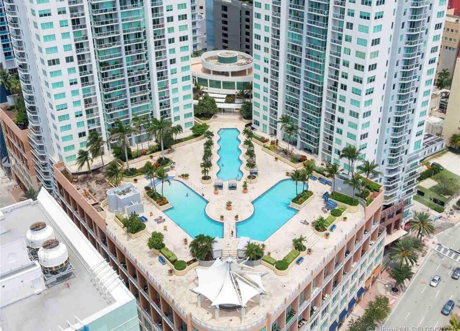 Resort And Luxurious Living In Downtown Miami Ngoại thất bức ảnh